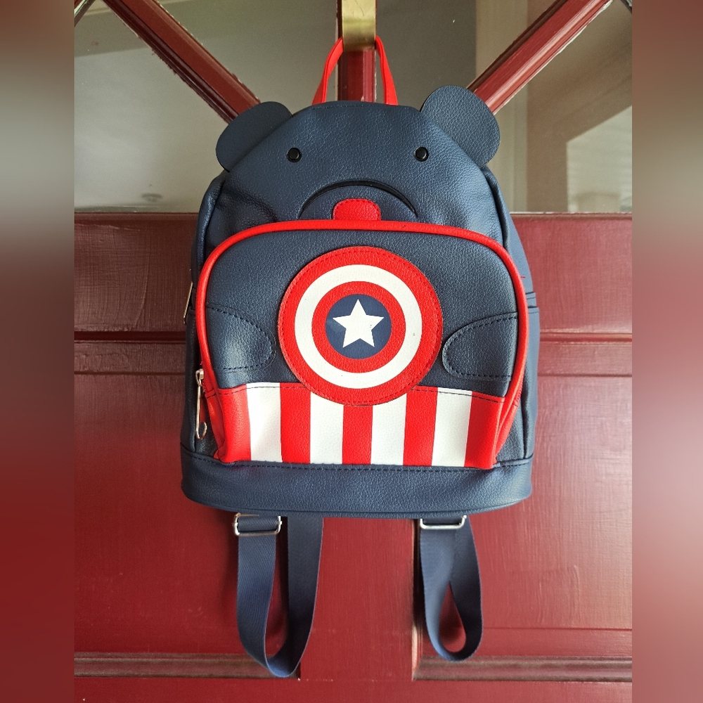 Captain America backpack with bear face